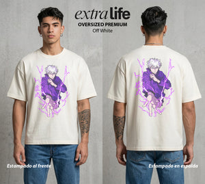 El Arte de las Maldiciones | El Mas Fuerte #01826 - Playera Oversized Premium | Off White - Foto en modelo