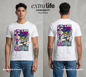 El Arte de las Maldiciones | El de Corbata y Filo #01852 - Playera Standard Fit | Pure White - Foto en modelo