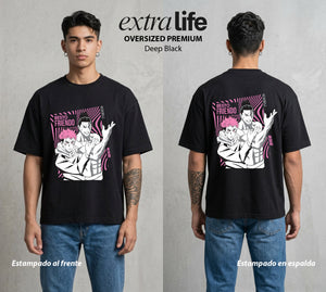 El Arte de las Maldiciones | El Corazon del Poder #01865 - Playera Oversized Premium | Deep Black - Foto en modelo