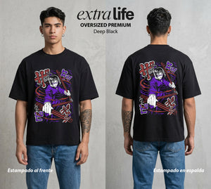 El Arte de las Maldiciones | La Guerrera sin Tecnica #01879 - Playera Oversized Premium | Deep Black - Foto en modelo