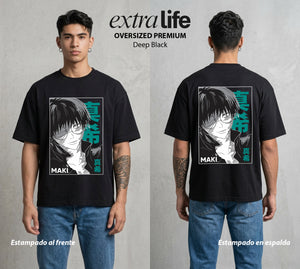 El Arte de las Maldiciones | Fuerza sin Magia #01880 - Playera Oversized Premium | Deep Black - Foto en modelo