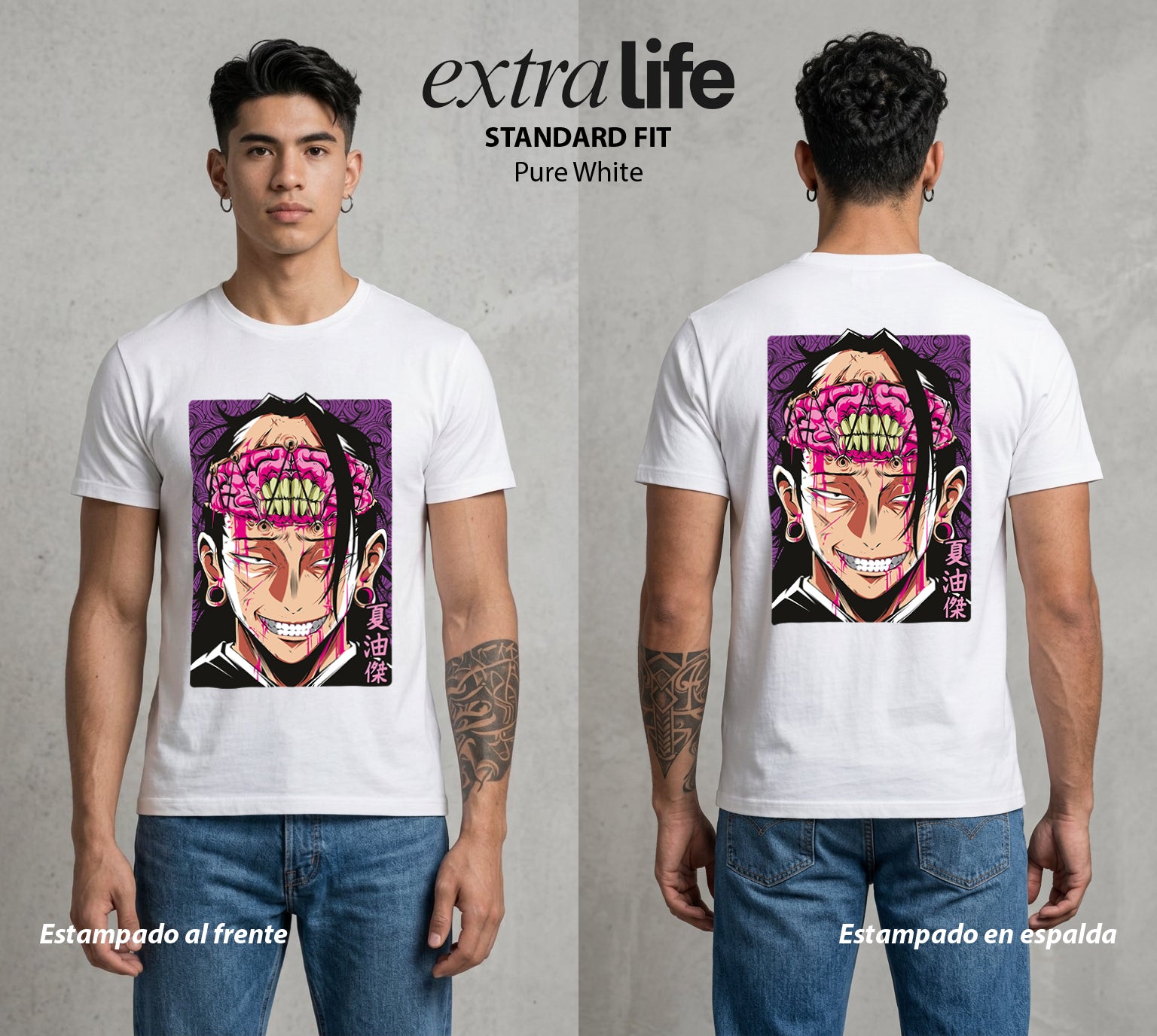 El Arte de las Maldiciones | El Coleccionista de Maldiciones #01926 - Playera Standard Fit | Pure White - Foto en modelo