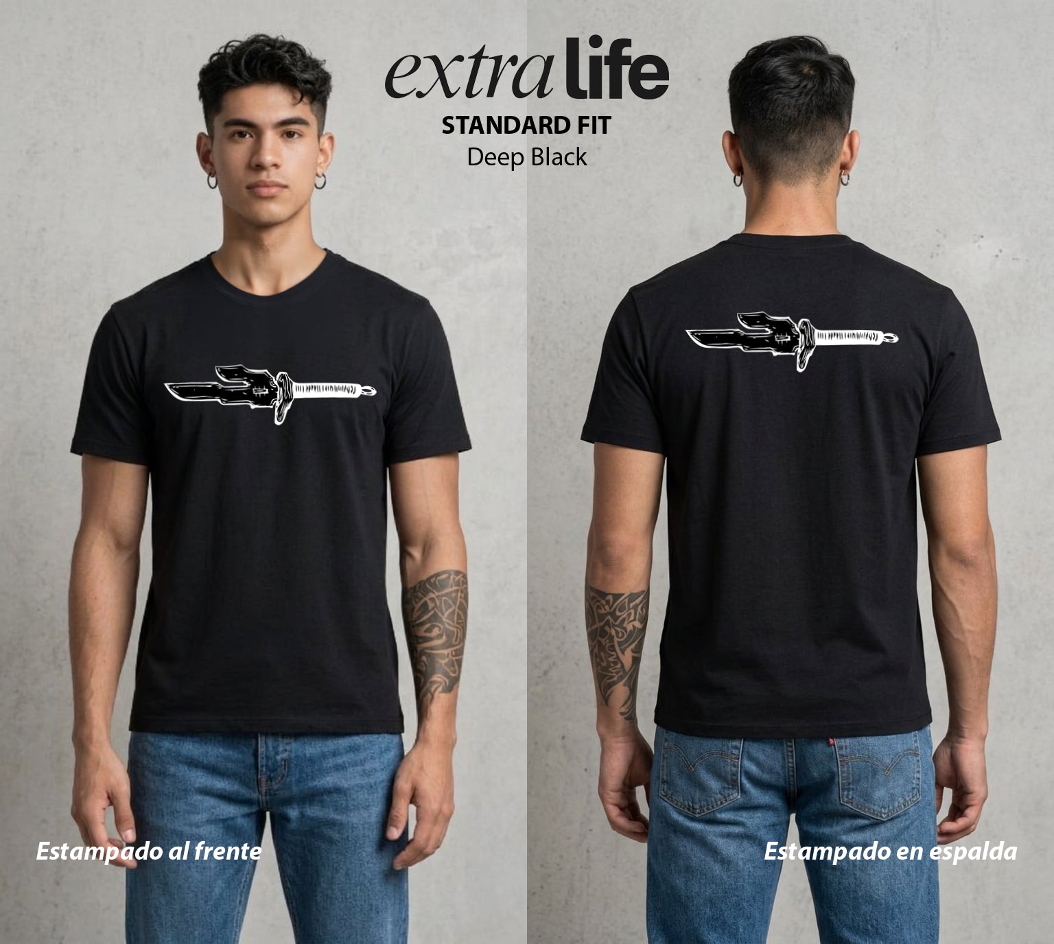 El Arte de las Maldiciones | El Padre del Sombra #01961 - Playera Standard Fit | Deep Black - Foto en modelo