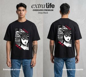 El Horror del Mangaka | La Cabeza del Horror #01998 - Playera Oversized Premium | Deep Black - Foto en modelo