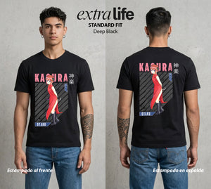 El Samurai sin Trabajo | La Guerrera del Viento #02008 - Playera Standard Fit | Deep Black - Foto en modelo