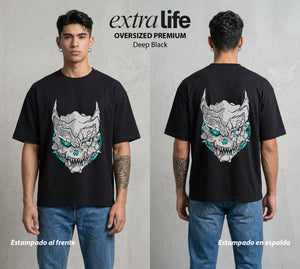 Defensa Anti-Monstruo | El Cuerpo del Bien #02030 - Playera Oversized Premium | Deep Black - Foto en modelo