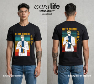 El Arte de las Maldiciones | El Trabajo Extra #02067 - Playera Standard Fit | Deep Black - Foto en modelo
