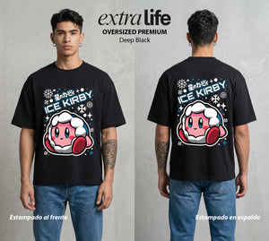 El Reino Rosa | El Hielo Rosa #02097 - Playera Oversized Premium | Deep Black - Foto en modelo