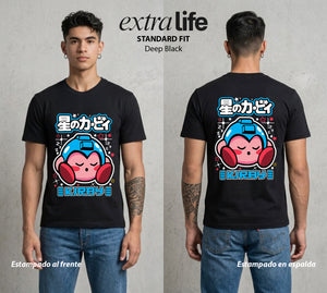 El Reino Rosa | La Bola Robotica #02101 - Playera Standard Fit | Deep Black - Foto en modelo