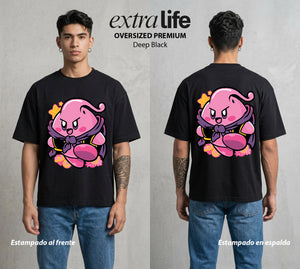 El Reino Rosa | El Terror Rosa #02106 - Playera Oversized Premium | Deep Black - Foto en modelo