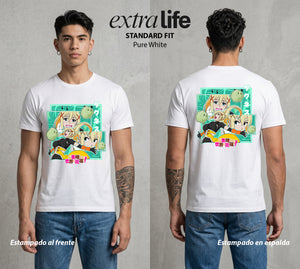 La Otra Vida del Heroe | La Masoquista del Bien #02122 - Playera Standard Fit | Pure White - Foto en modelo