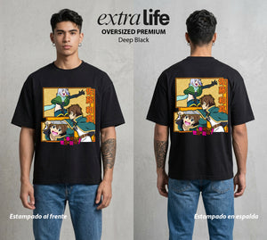 La Otra Vida del Heroe | El Protagonista del Isekai #02123 - Playera Oversized Premium | Deep Black - Foto en modelo