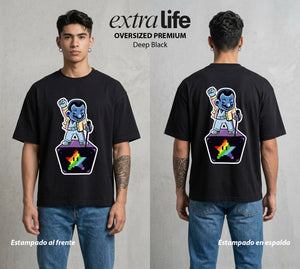 El Reino del Fontanero | El Heroe del Reino #02209 - Playera Oversized Premium | Deep Black - Foto en modelo