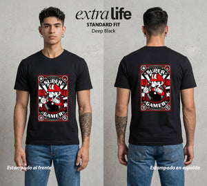 El Reino del Fontanero | El Explorador del Reino #02212 - Playera Standard Fit | Deep Black - Foto en modelo