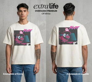 El Reino del Fontanero | El Explorador del Reino #02226 - Playera Oversized Premium | Off White - Foto en modelo