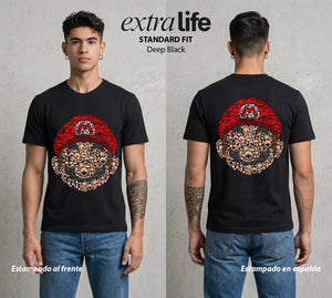 El Reino del Fontanero | El Fontanero Estelar #02301 - Playera Standard Fit | Deep Black - Foto en modelo