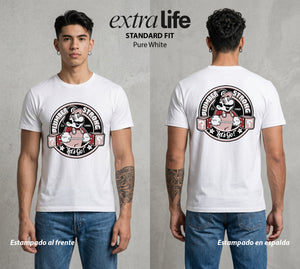El Reino del Fontanero | El Fontanero Estelar en el Gym #02307 - Playera Standard Fit | Pure White - Foto en modelo