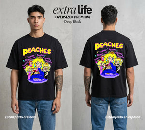 El Reino del Fontanero | El Explorador del Reino #02316 - Playera Oversized Premium | Deep Black - Foto en modelo