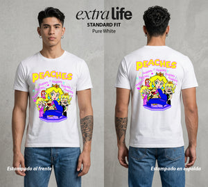 El Reino del Fontanero | El Explorador del Reino #02316 - Playera Standard Fit | Pure White - Foto en modelo