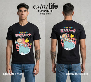 El Reino del Fontanero | El Fontanero Estelar #02323 - Playera Standard Fit | Deep Black - Foto en modelo