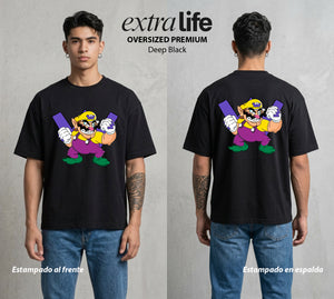 El Reino del Fontanero | El Heroe del Reino #02328 - Playera Oversized Premium | Deep Black - Foto en modelo