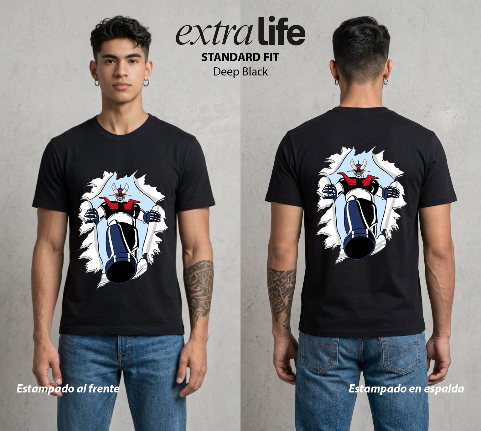 El Coloso de Acero | El Poder del Acero #02357 - Playera Standard Fit | Deep Black - Foto en modelo