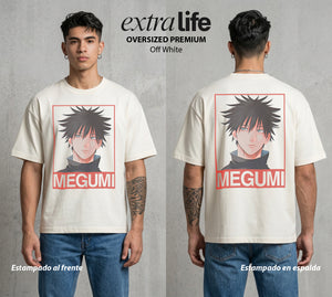 El Arte de las Maldiciones | El Fushiguro del Clan #02392 - Playera Oversized Premium | Off White - Foto en modelo