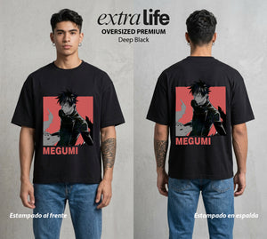 El Arte de las Maldiciones | Sombras y Bestias #02394 - Playera Oversized Premium | Deep Black - Foto en modelo