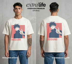 El Arte de las Maldiciones | Las Diez Sombras #02395 - Playera Oversized Premium | Off White - Foto en modelo