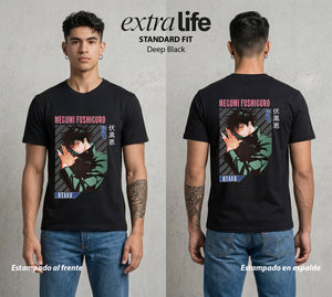 El Arte de las Maldiciones | Sombras Divinas #02407 - Playera Standard Fit | Deep Black - Foto en modelo