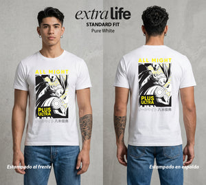 La Academia de Heroes | El Plus Ultra Original #02459 - Playera Standard Fit | Pure White - Foto en modelo