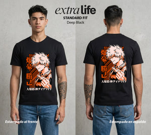 La Academia de Heroes | La Explosion del Bien #02522 - Playera Standard Fit | Deep Black - Foto en modelo