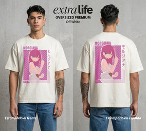 Las Mil y Una Batallas | Las Cadenas Rotas #02624 - Playera Oversized Premium | Off White - Foto en modelo