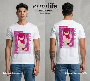Las Mil y Una Batallas | Las Cadenas Rotas #02624 - Playera Standard Fit | Pure White - Foto en modelo