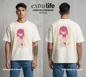 Las Mil y Una Batallas | La Bailarina del Bien #02627 - Playera Oversized Premium | Off White - Foto en modelo