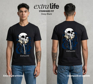 El Torneo Mortal | El Golpe Final #02632 - Playera Standard Fit | Deep Black - Foto en modelo