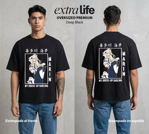 El Arte del Cosplay | El Arte del Disfraz #02656 - Playera Oversized Premium | Deep Black - Foto en modelo