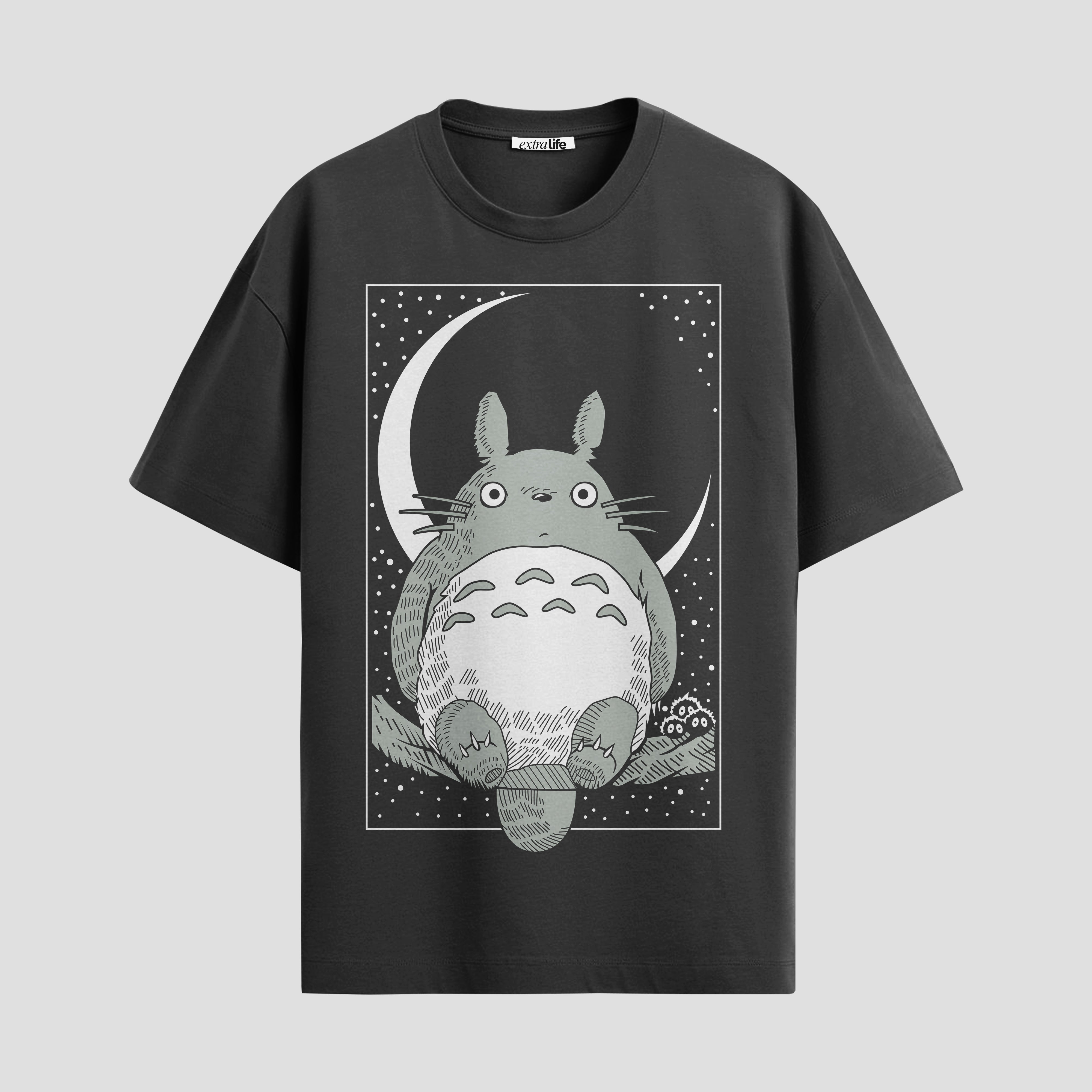 Playera urbana de anime y gaming ExtraLife MX, corte Standard Fit unisex ligero y transpirable en color Deep Black y Pure White, ropa de uso diario para gym y casual.