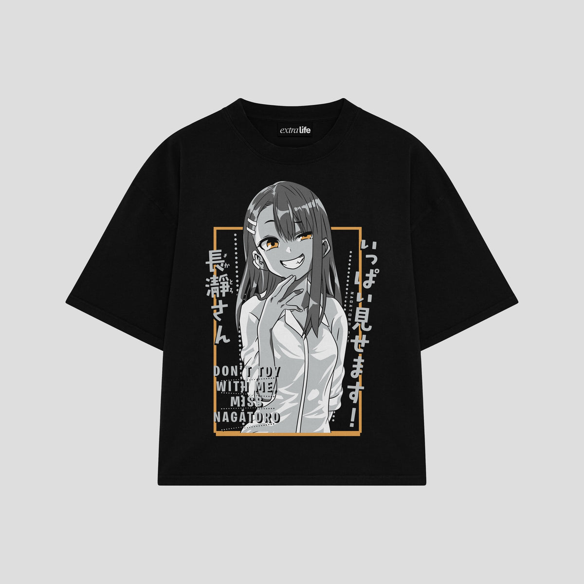 Playera streetwear premium de anime y gaming ExtraLife MX, corte oversized drop shoulder ligero y fresco en color Deep Black y Off-White, moda urbana mexicana de culto.