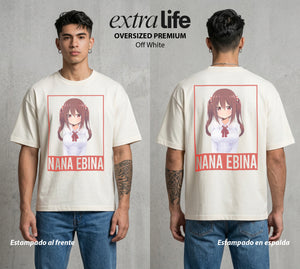 La Doble Vida | Dos Nanas Un Destino #02701 - Playera Oversized Premium | Off White - Foto en modelo