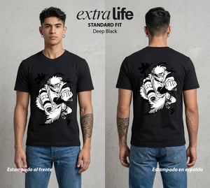 La Aldea Oculta | Poder del Chakra Zorro #02715 - Playera Standard Fit | Deep Black - Foto en modelo