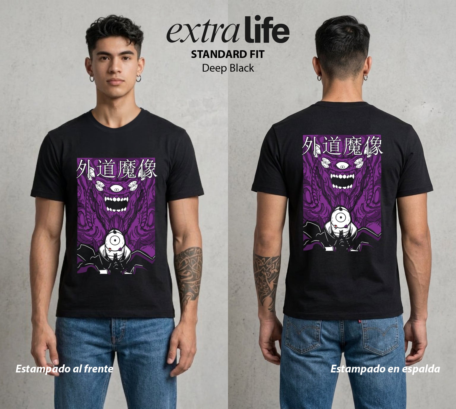 La Aldea Oculta | Zorro de Nueve Colas #02771 - Playera Standard Fit | Deep Black - Foto en modelo