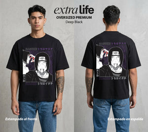 La Aldea Oculta | Zorro de Nueve Colas #02795 - Playera Oversized Premium | Deep Black - Foto en modelo