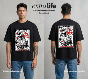 La Aldea Oculta | Spiritu del Zorro #02818 - Playera Oversized Premium | Deep Black - Foto en modelo