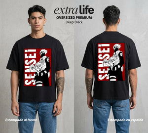 La Aldea Oculta | Zorro de Nueve Colas #02822 - Playera Oversized Premium | Deep Black - Foto en modelo
