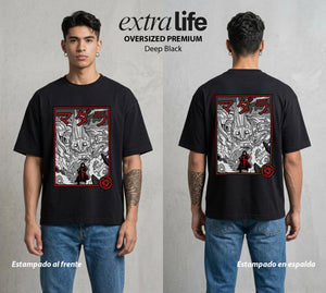 La Aldea Oculta | Zorro de Nueve Colas #02843 - Playera Oversized Premium | Deep Black - Foto en modelo