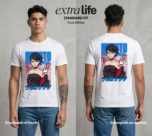 La Aldea Oculta | Zorro de Nueve Colas #02901 - Playera Standard Fit | Pure White - Foto en modelo