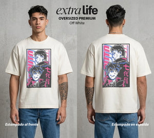 La Aldea Oculta | Zorro de Nueve Colas #02936 - Playera Oversized Premium | Off White - Foto en modelo
