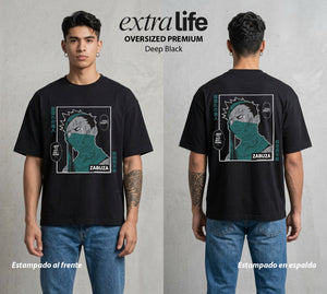 La Aldea Oculta | Zorro de Nueve Colas #02950 - Playera Oversized Premium | Deep Black - Foto en modelo