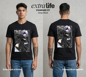 El Mundo Post-Apocaliptico | La Androide del Fin #02964 - Playera Standard Fit | Deep Black - Foto en modelo